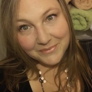 Meet your Posher, Lillie